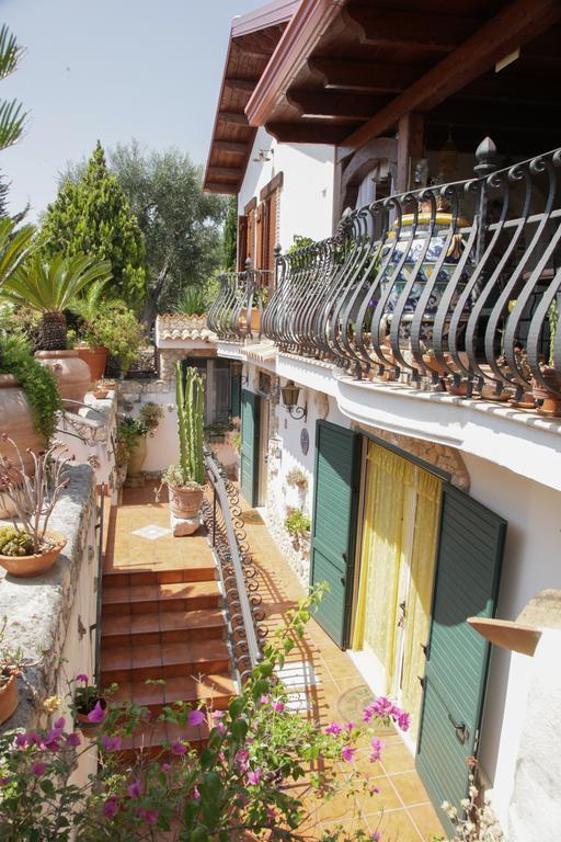 Il Casale Delle Principesse Βίλα Mattinata Δωμάτιο φωτογραφία